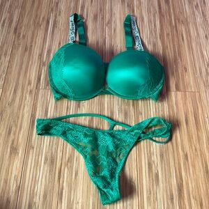 Victorias Secret Bra and Panty Set